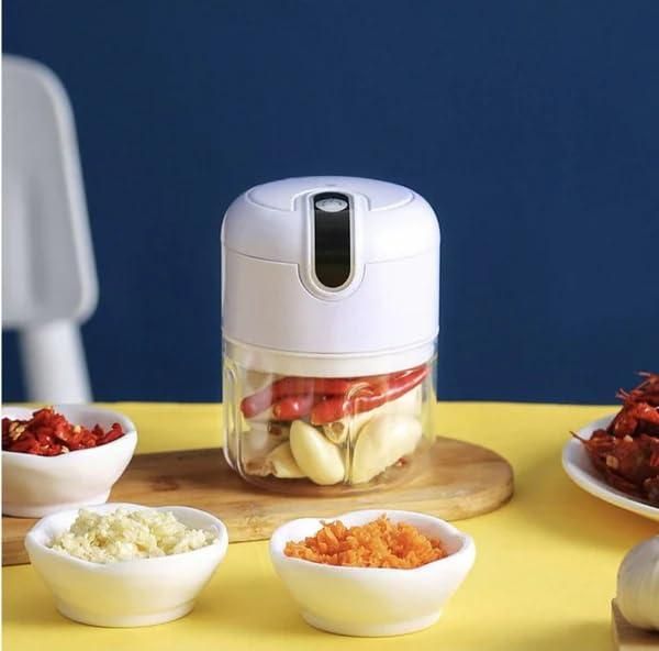 Mini Electric Meat/Garlic Chopper – Fast, Portable & Effortless Food Prep