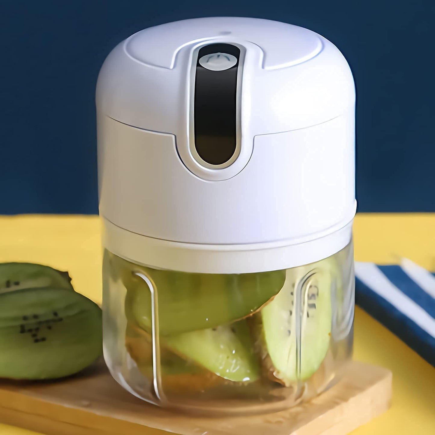 Mini Electric Meat/Garlic Chopper – Fast, Portable & Effortless Food Prep